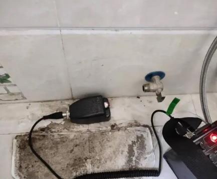 珠山屋顶漏水维修公司分享下卫生间漏水的危害及解决方法